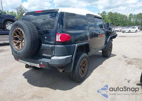 2008 Toyota Fj Cruiser z USA, uszkodzony, nr VIN JTEZU11F88K006628